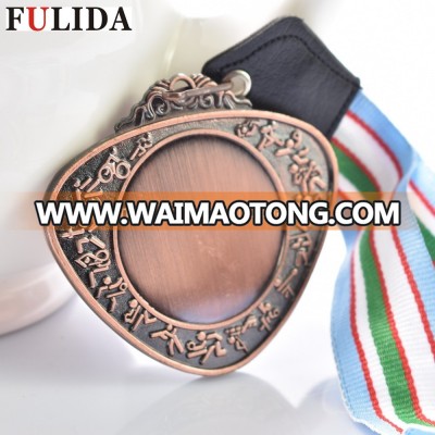 China Manufacture Cheap Wholesale Custom Metal bronze Award medal with epoxy sticker